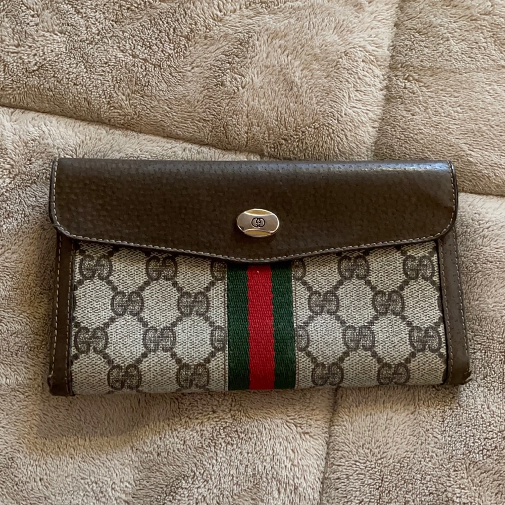 Gucci wallet